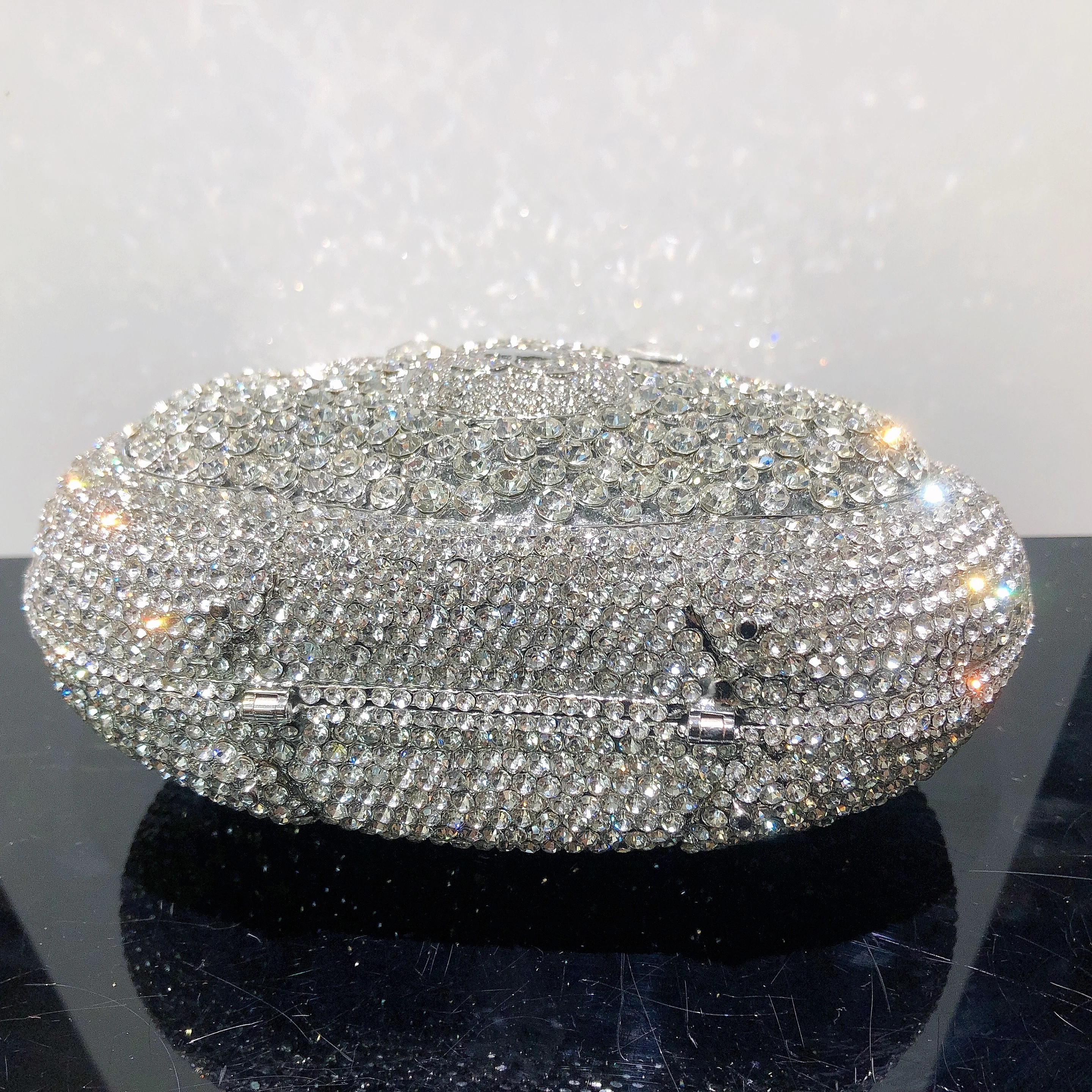 2025 Factory Direct Sales Bear Shape Diamond Rhinestone Crystal Wedding Party Lady Holding Small Evening Bag