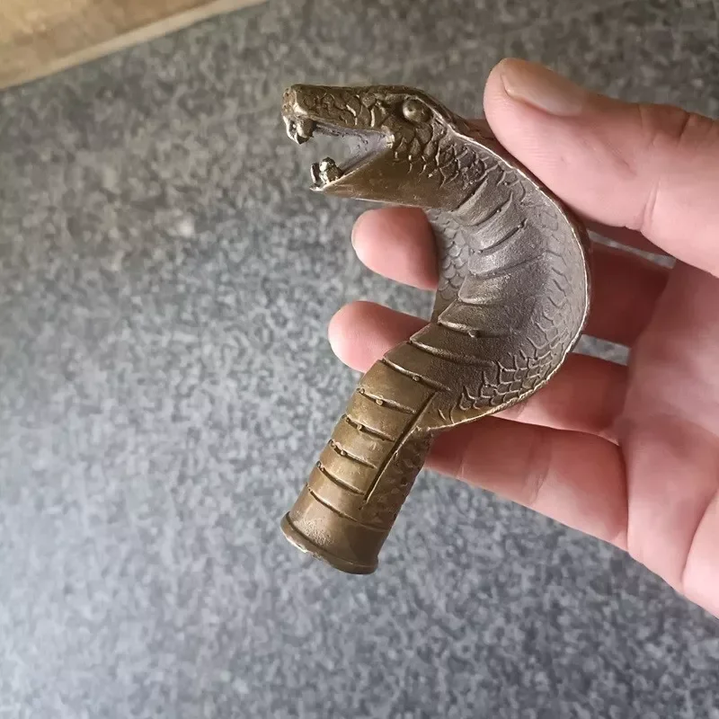 Exquisite Old Chinese brass copper handcarved snake head crutch head statue