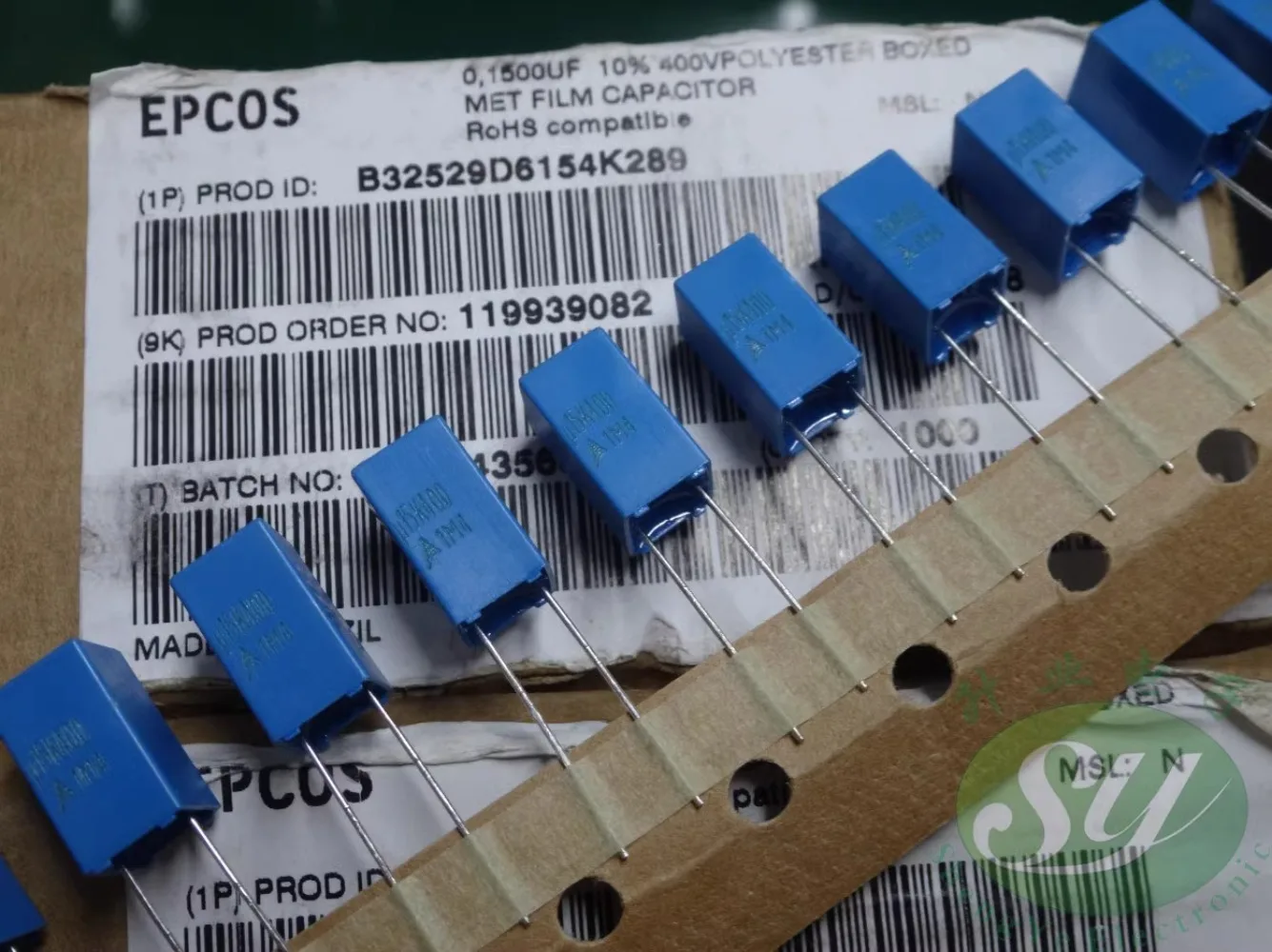 

20PCS EPCOS 0.15uf/400v 150nf u15 154 New 5MM film capacitor B32529D6154K