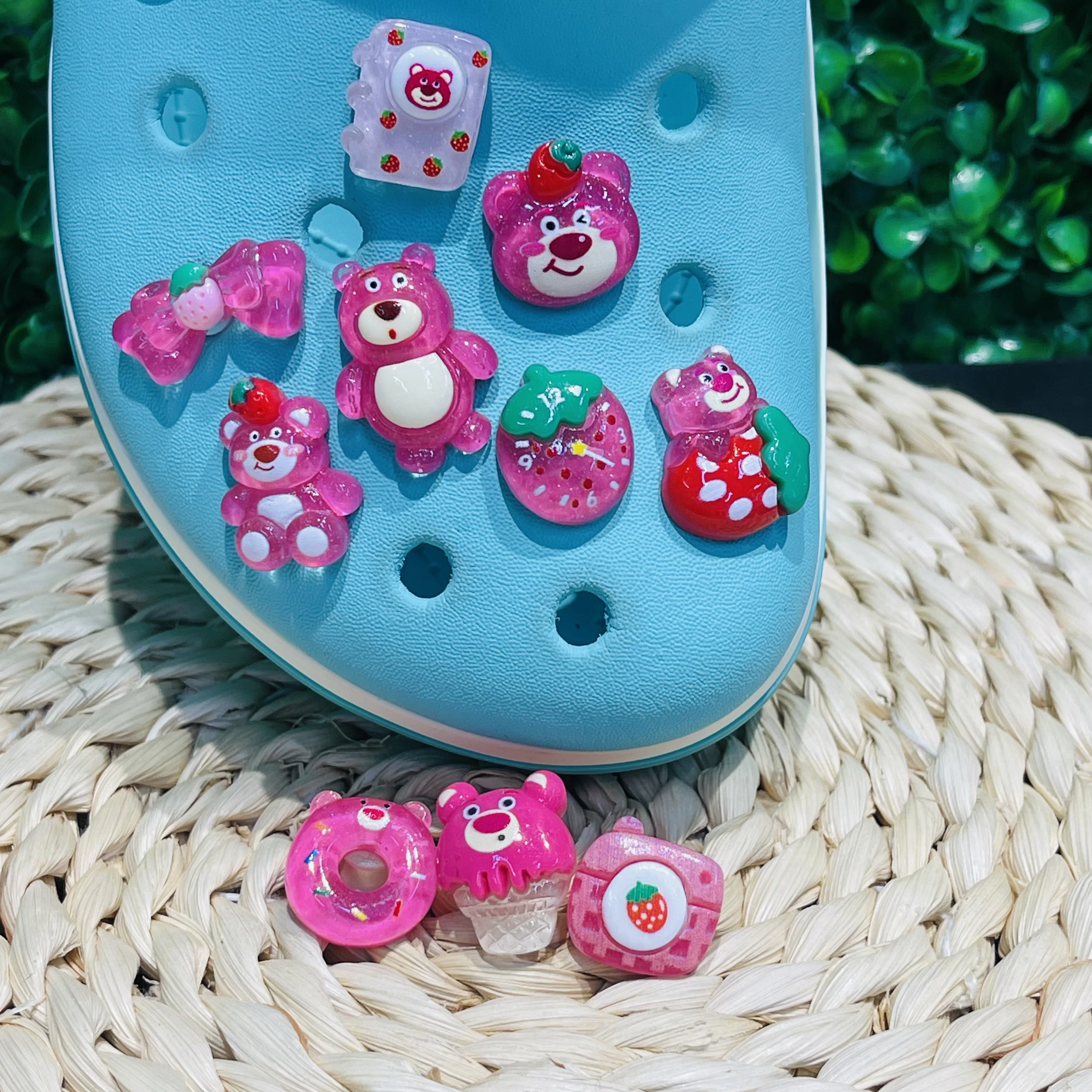 10Pcs/set Pink Bear Resin Shoe Charms Mesuca Cartoon Strawberry Garden Sandals Decoration Fit Woman Holiday Gifts