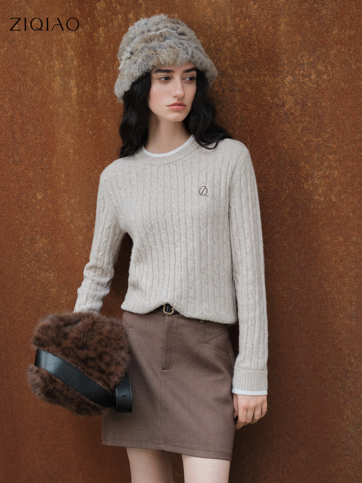 

ZIQIAO-Petite Women's Mock Two-Piece Round Neck Jacquard Wool Knit Sweater Korean-Style Pullover Fall 2025 New Arrival Pullovers