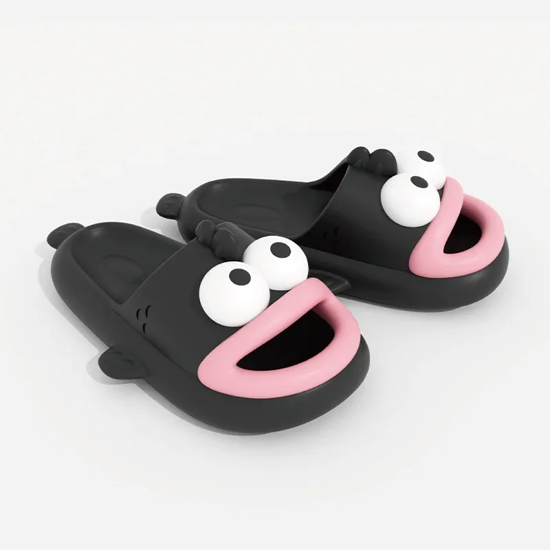 Cute Big Eyed Clown Fish Slippers for Women Summer Bathroom Anti slip Thick Sole Cool Slippers for External Wear