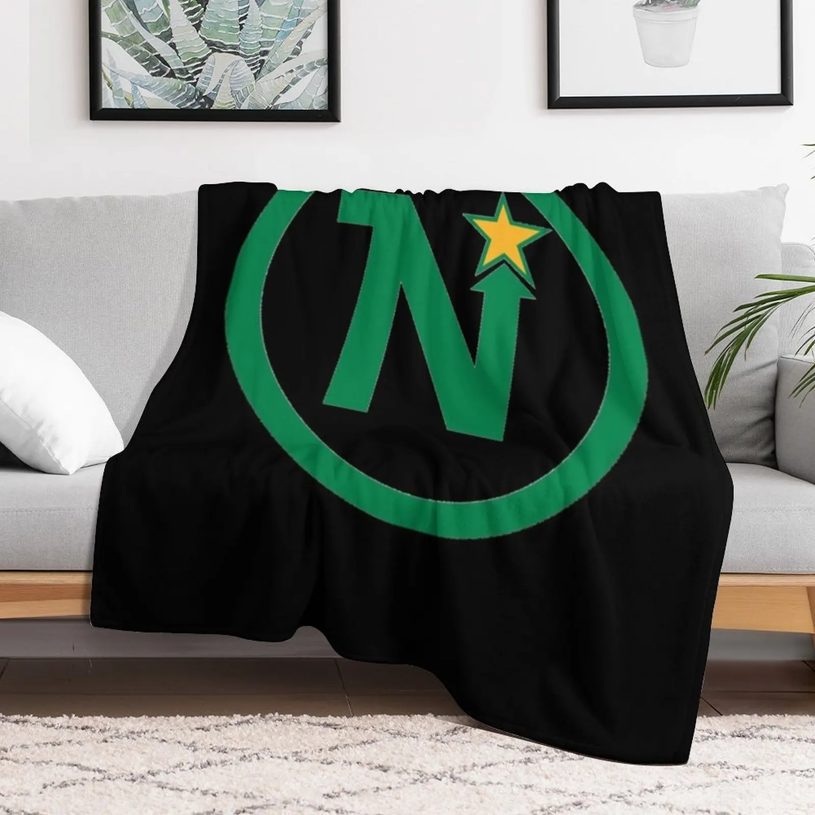 Vintage defunct hockey team minnesota north stars Throw Blanket Soft Plush Blanket as Housewarming Gift