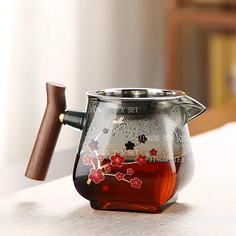 

400 мл стеклянная чашка для чая, меняющая цвет, диспенсер для чая с красной сливой, фильтр для чая, встроенная деревянная ручка, чашка для ярмарки чая, аксессуары для чайной церемонии