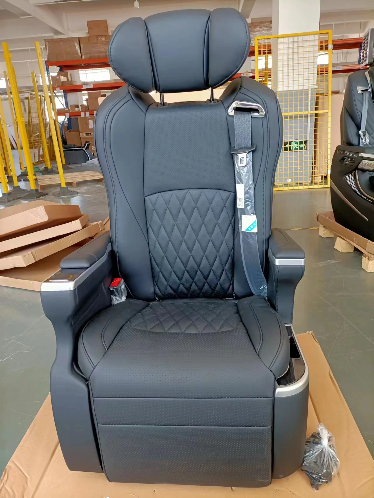 CustomizedAuto Conversion Interior Upgrading Accessories Cheap Luxury Pilot Seats For Sienna Alphard Limousines Van Seat