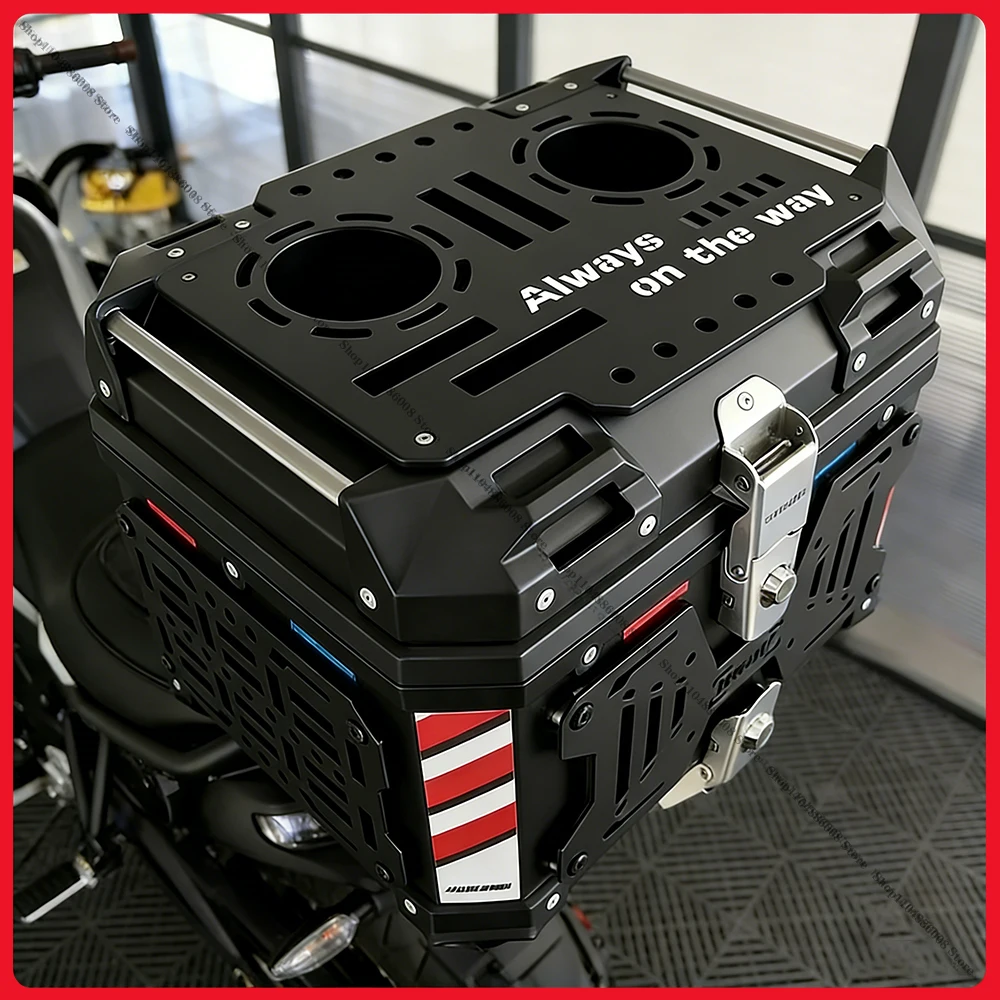 Bild 5: Motorrad-Koffer-Taktikpanel aus Aluminiumlegierung, wasserdichtes Molle-Panel, universeller Seitenkoffer-Organizer, modulare Aufbewahrung