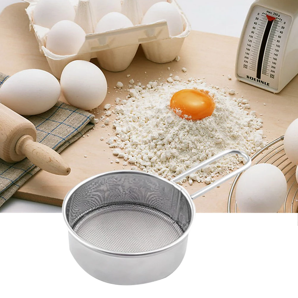 

1Pcs Stainless Steel Flour Sifter Fine Mesh Strainer Metal Mesh Strainer with Handle for Baking Kitchen Gadgets