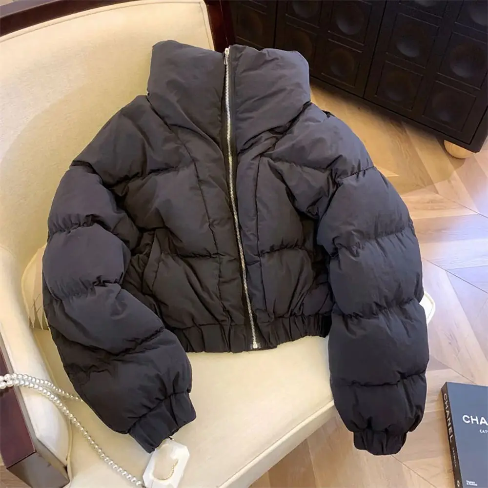المرأة سميكة القطن معطف مبطّن عادية قصيرة الأرجواني سترة منفوخة الوقوف طوق دافئ مبطن ملابس خارجية لشتاء 2025 جديد ﻿