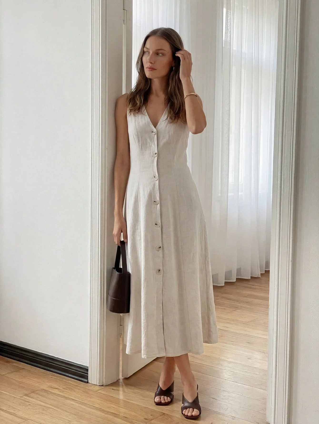 Vestido Midi Sin Mangas de Lino Beige con Botones Delanteros y Cuello en V, Estilo Boho Casual de Verano para Oficina o Vacaciones