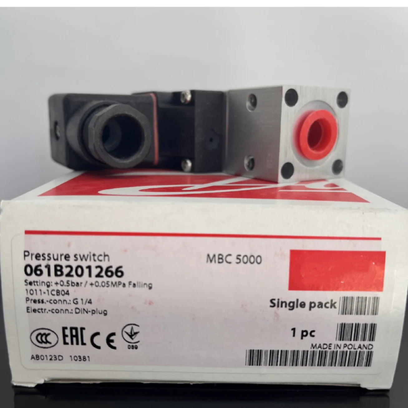 

Совершенно новый оригинал 061B201266