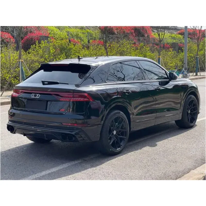 Real Carbon Fiber Body Kit For Audi Q8 2018-2023 Front Bumper Lip Rear Diffuser Wind Knife Side Skirt Spoiler Exhaust Tip
