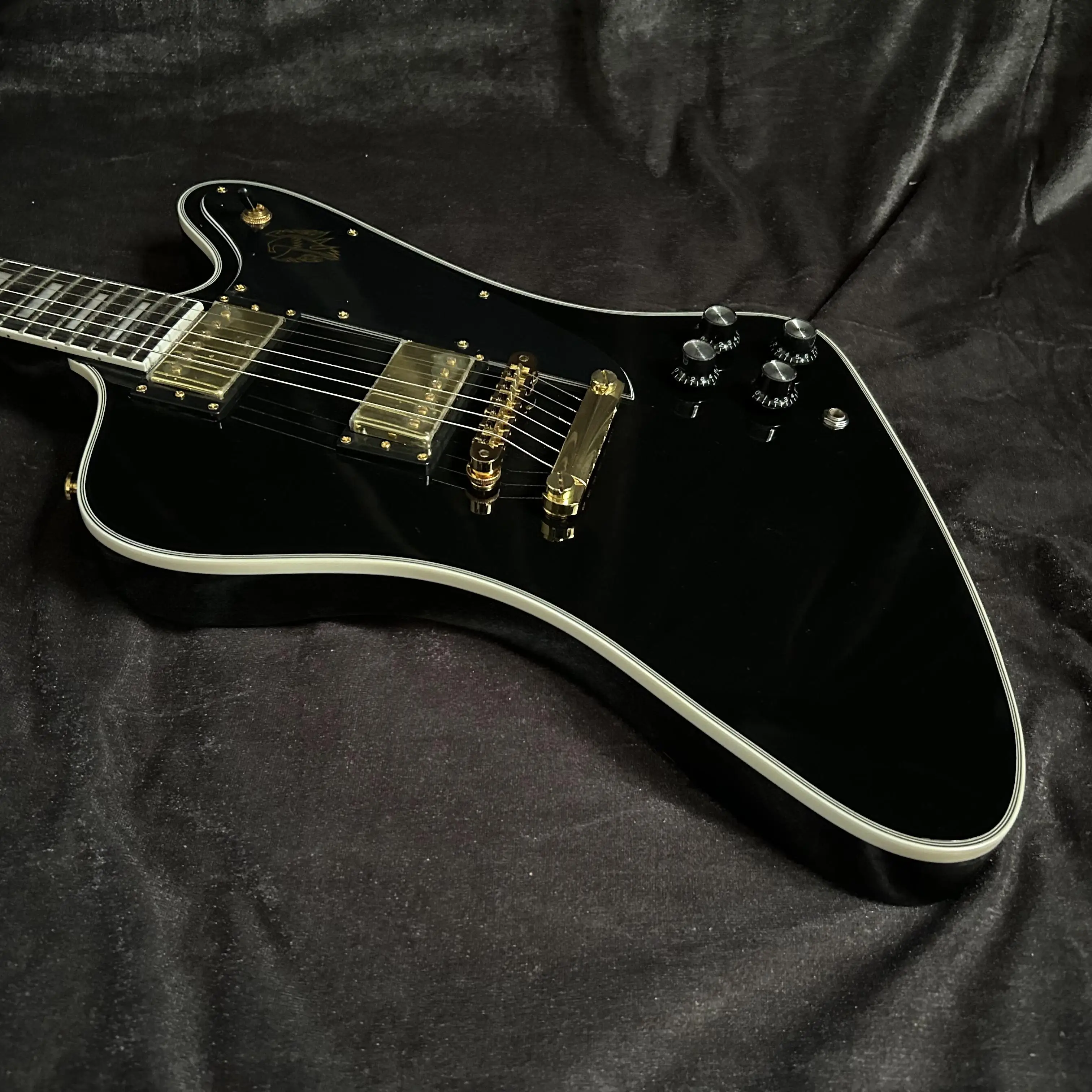 

Firebrid Electric Guitars Gold Hardware ABR-1 Bridge Black Glossy Finish