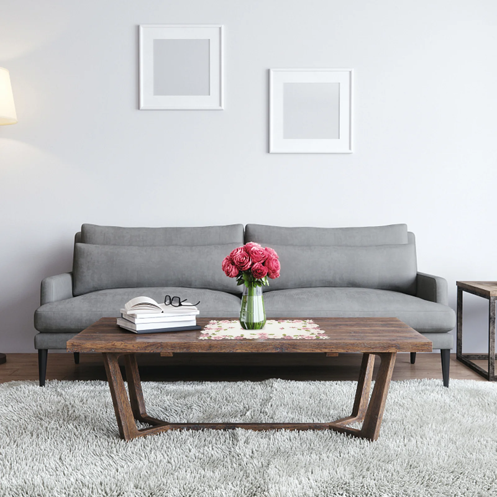 

2pcs European Rustic Embroidered Tablecloth Placemats Set Hollow Satin Design For Kitchen Dining Table Weddings Family