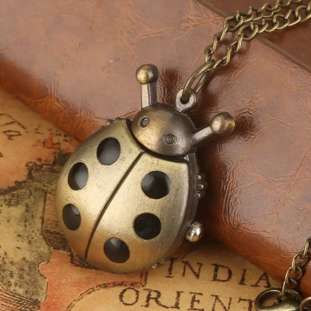 Small Bronze Cute Little Ladybird Pocket Watch Men's Pendant Quartz Clock Mini Ladies Girls Necklace Watches Unique Collectibles