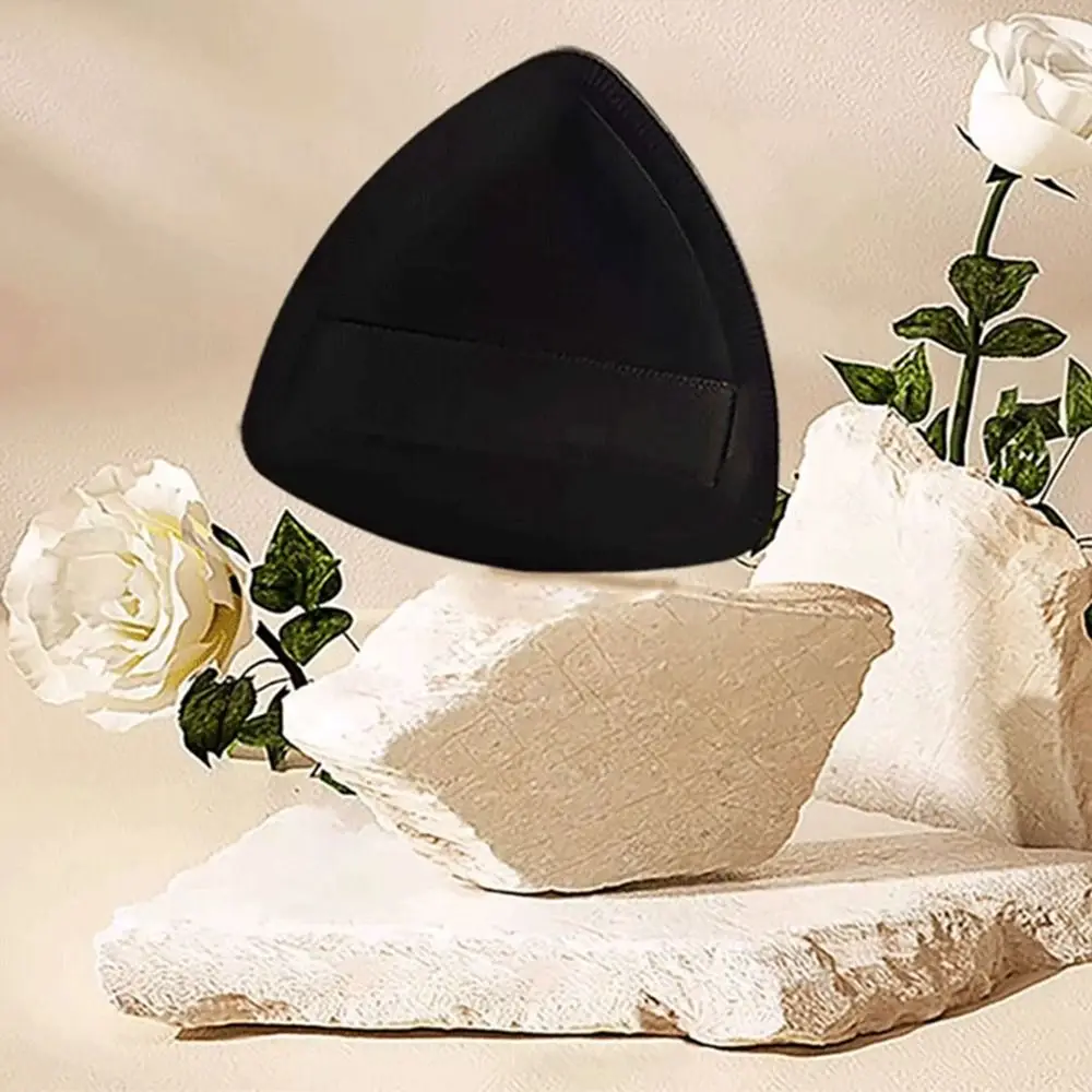 Zwarte Driehoek Poeder Draagbaar Droog Nat Gebruik Zachte Concealer Make-up Tweeërlei gebruik Lichtgewicht Luchtkussen Bladerdeeg Cosmetische Applicator Gereedschap