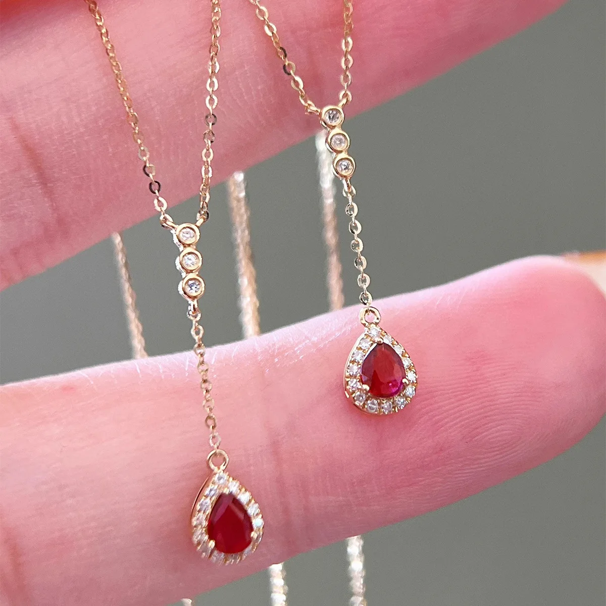

S925 pure silver 18K women's light luxury necklace, small and exquisite, versatile for commuting