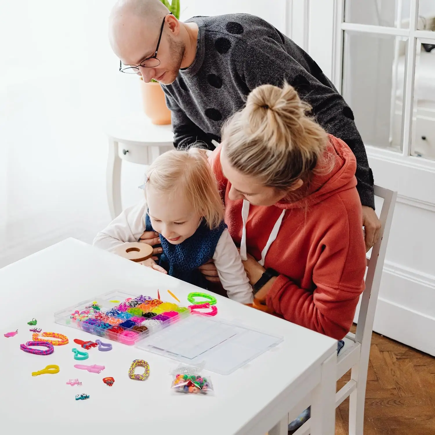 Features Colorful Rubber Bands DIY Craft Bracelet Kit Great Gift for Kids to Promote Fine Motor Skills Rubberband Bracelet Makin