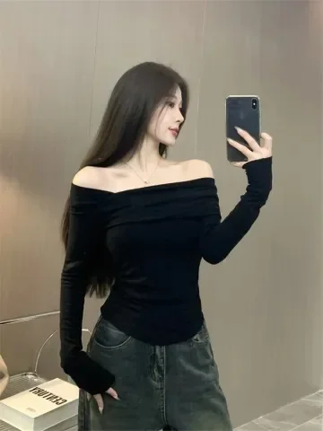 Pure Desire Sexy Spicy Long Sleeve Top Women's 2024 New Spring Cropped Off-shoulder Slimming T-shirt Korean Style