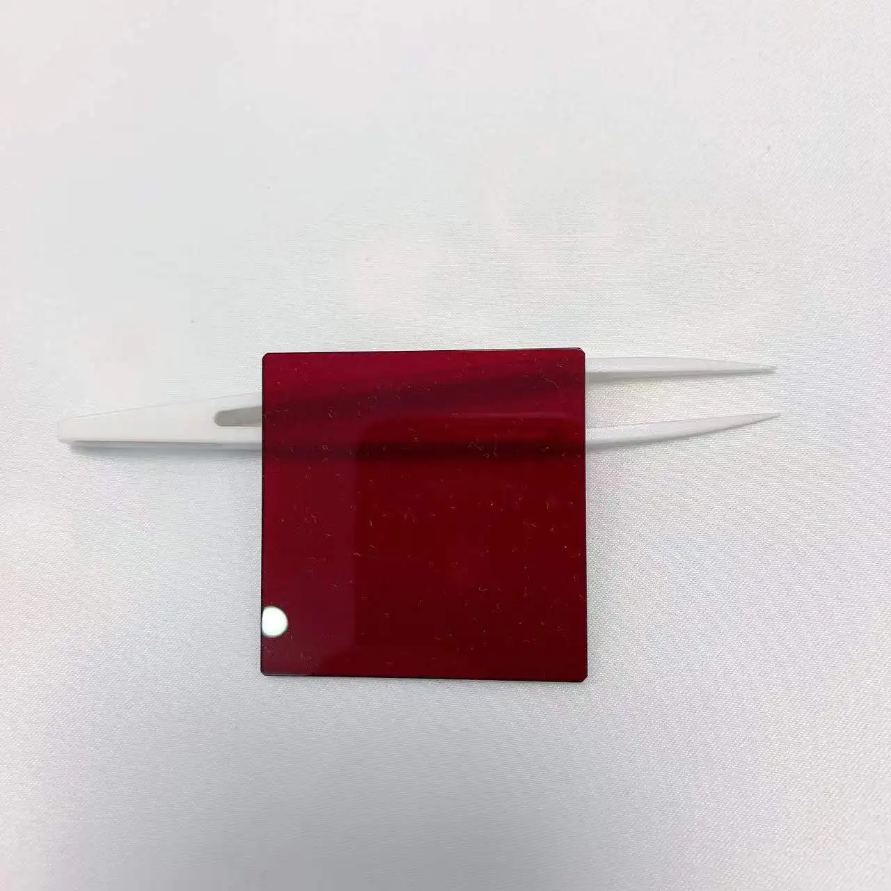 Size 50x50x2mm UV Cut 650nm IR Long Pass Filter Glass HB650