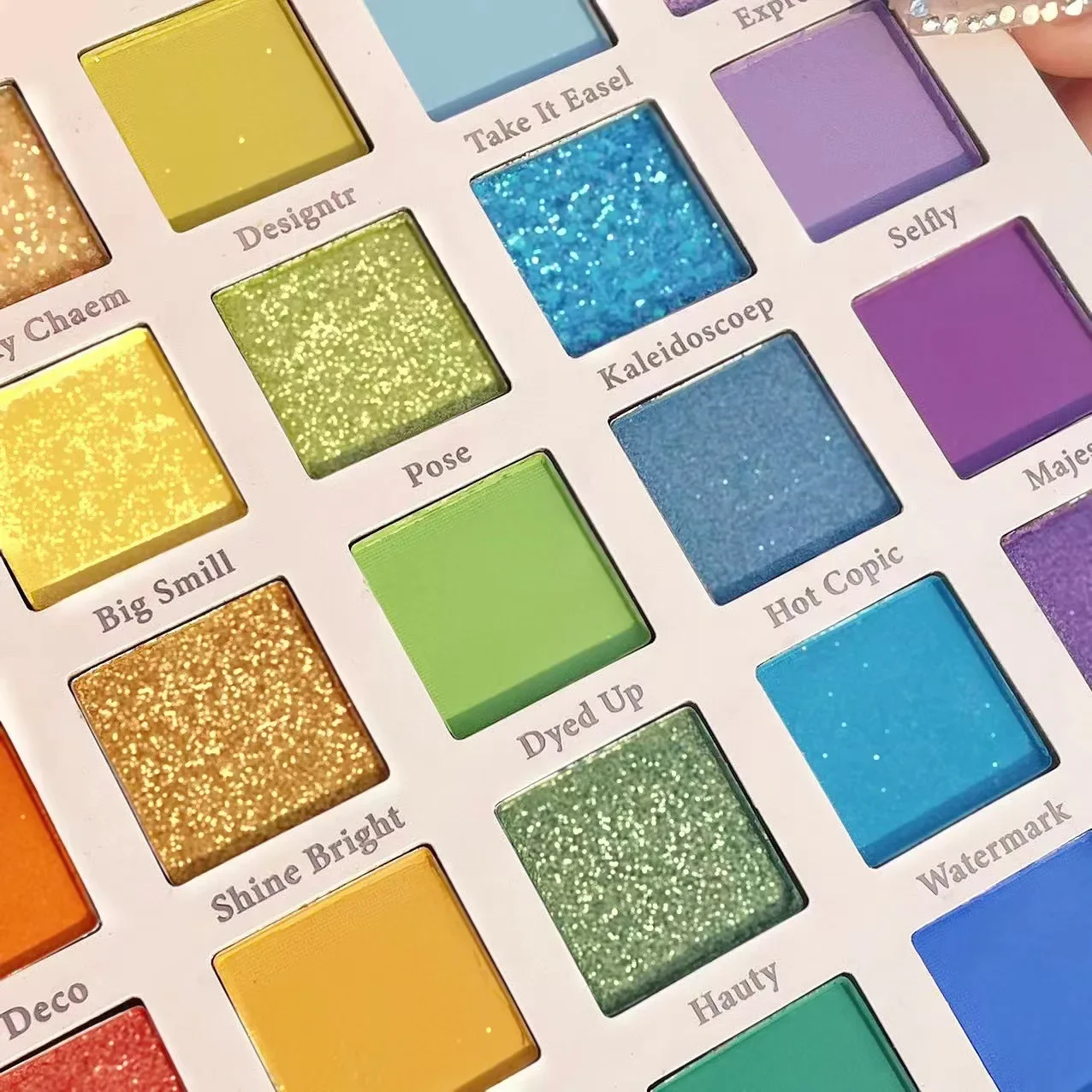 MUGELUUN Pink Eyeshadow Palette, Lucky Style with Stunning Matte Shimmer Shades Versatile for Everyday and Special Occ, 25 Color