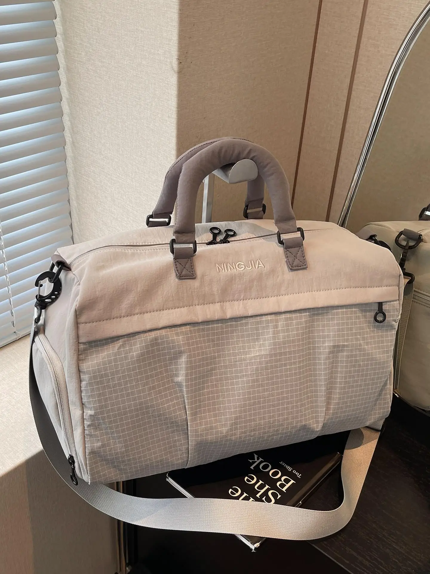 bolsa-deportiva-de-gran-capacidad-estilo-rouje-bolsa-de-viaje-organizador-para-mujer-bolsa-de-gimnasio-con-separacion-par