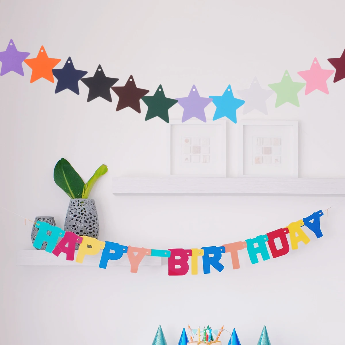 

200 Pcs Colorful Star Shaped Tags with Rope for Clothing Gifts Scrapbooking Christmas Craft Decor Labels Paper Tag