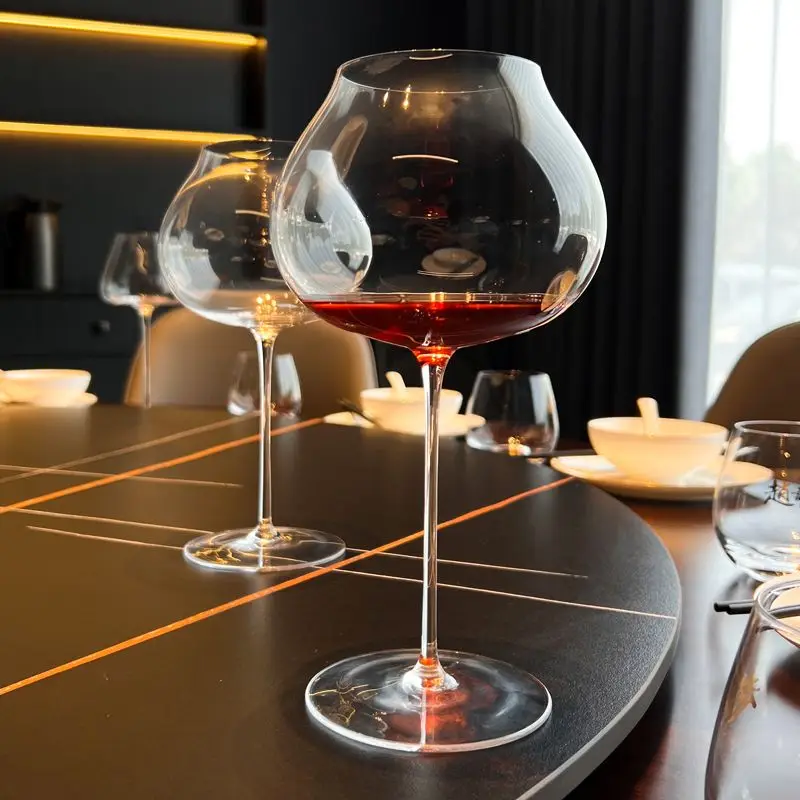 720ml Nordic Large Red Wine Glass Ultra-thin And High-end With An Excellent Feel Burgundy Glass Crystal Tall glass Banquet Wine