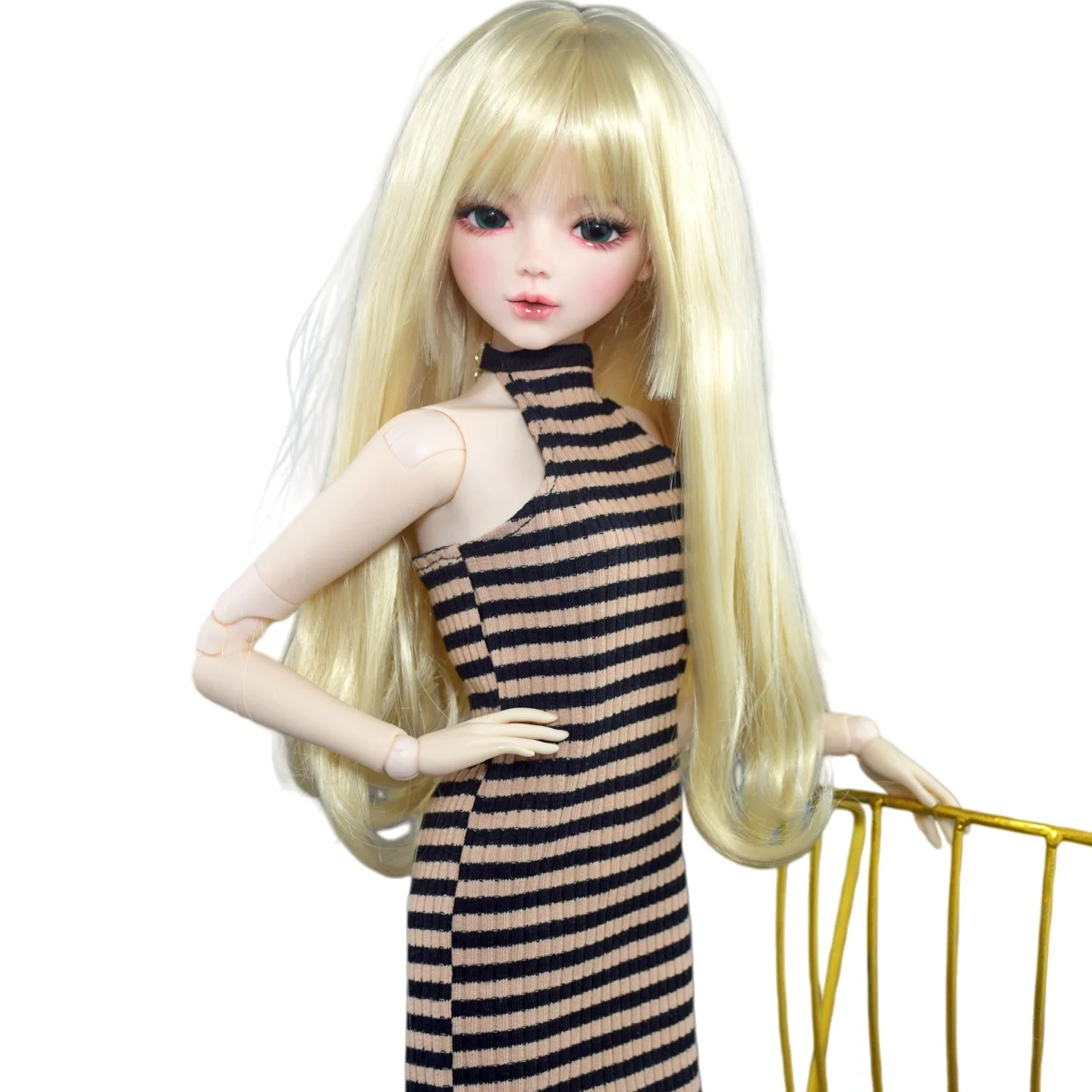 

YUTOTUE 22 inch Fashion Girl Doll Joints Body BJD Handpainted Makeup Lifelike Girls Toy