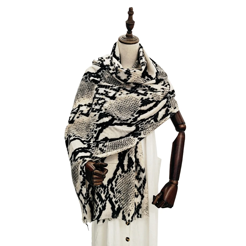 New Printed Leopard Imilation Cashmere Scarf For Women Long Pashmina Shawl Wrap Design Luxury Thick Stole Echarpe 200*80cm