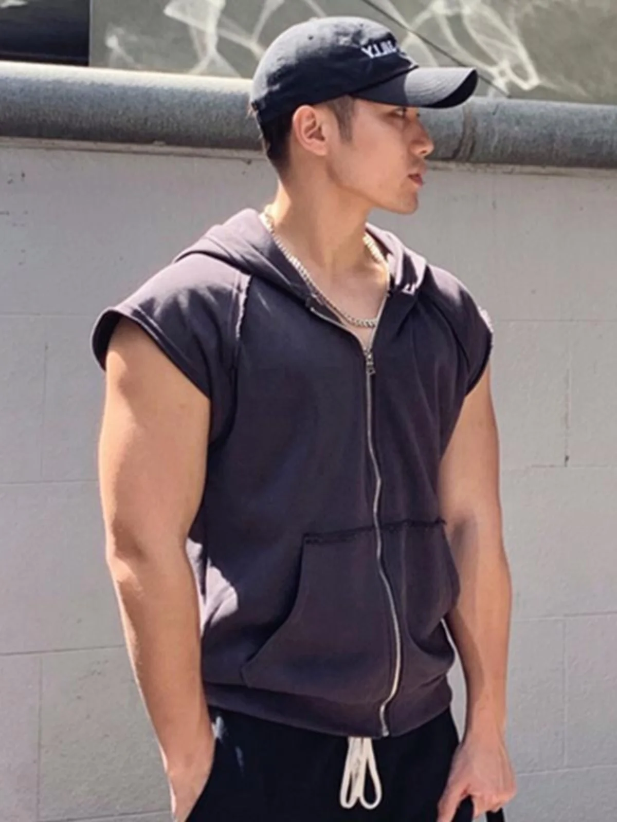

Extra Large 300 Pou Svel Hoodie Men's Summer Sports Training Fitn Vest Jaet Straight Leg Zipper Casual Youth Trend