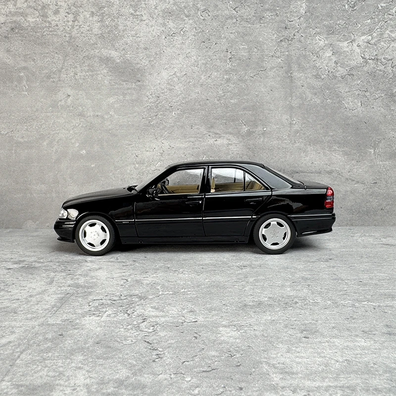 1/18 NOREV para W202 C36 1993 MOPF 1997 Touring Edition Modelo de carro