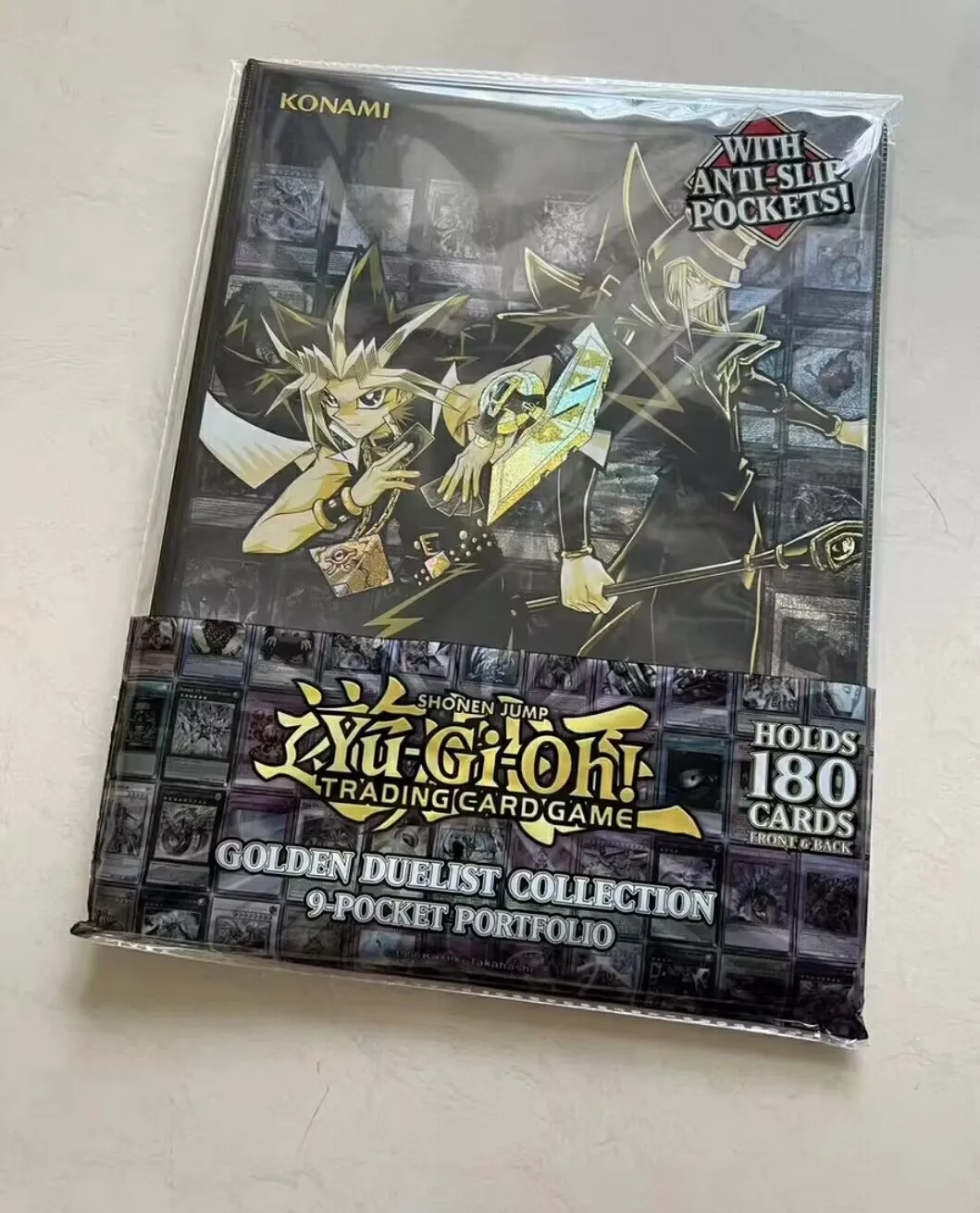 yugioh-konami-duel-monsters-20°-anniversario-dark-magician-atem-collezione-ufficiale-raccoglitore-sigillato-a-9-tasche-per-duelisti