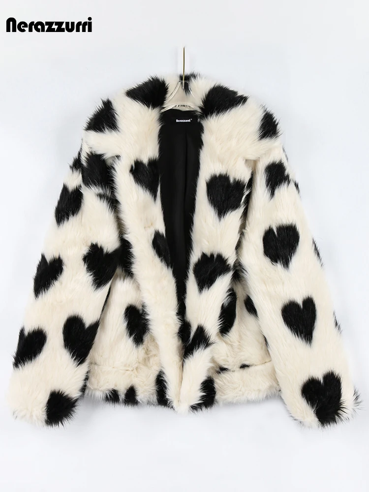 Nerazzurri Winter Loose Thick Warm Fluffy Jacket Women Drop Shoulder Long Sleeve Pockets Luxury Heart Shaped Faux Fur Coat 2022