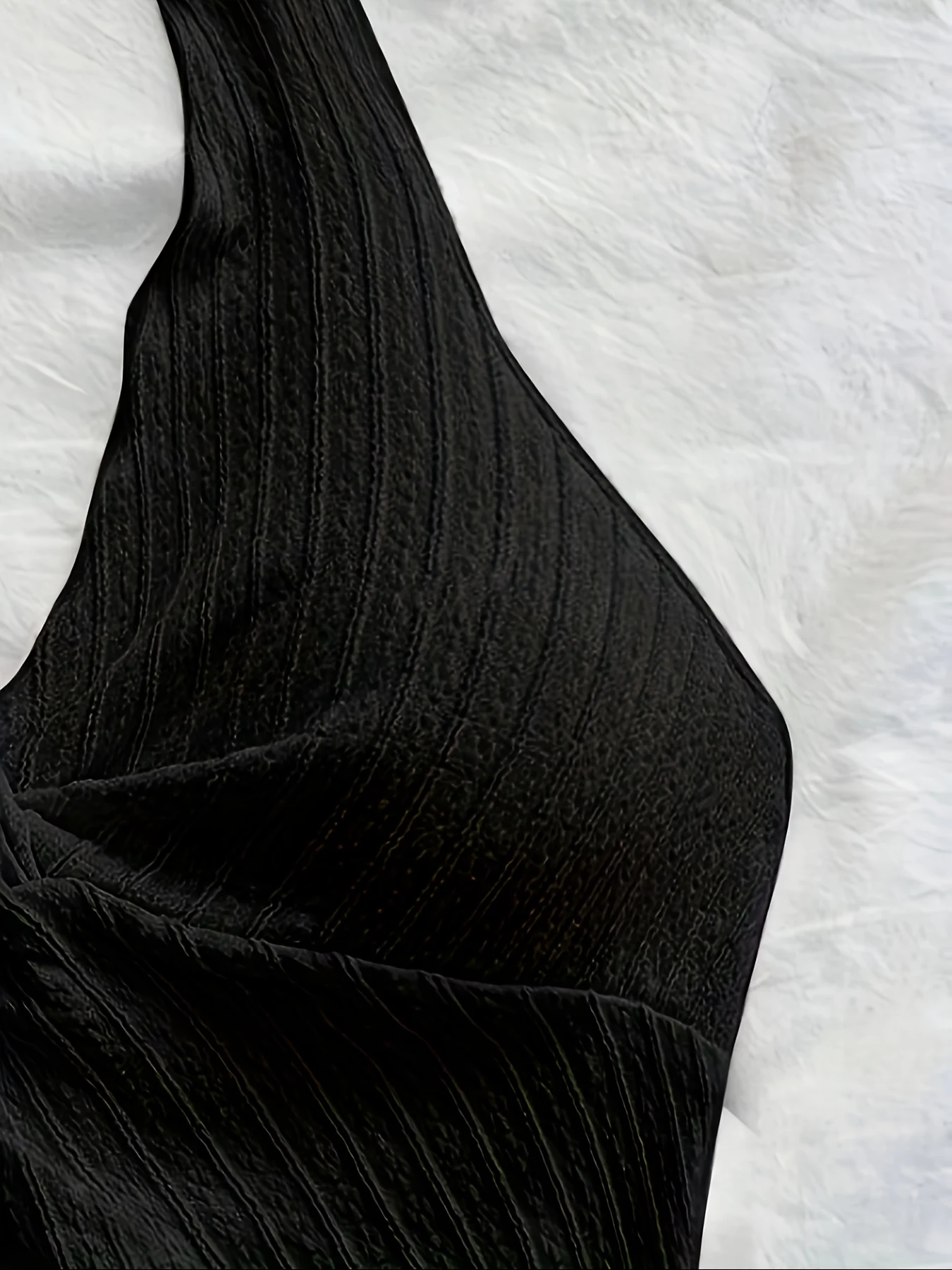 Frühlings- und Sommermode: Neue elegante, einfarbige, vielseitige Neckholder-Weste als Einzelstück – Detail 9