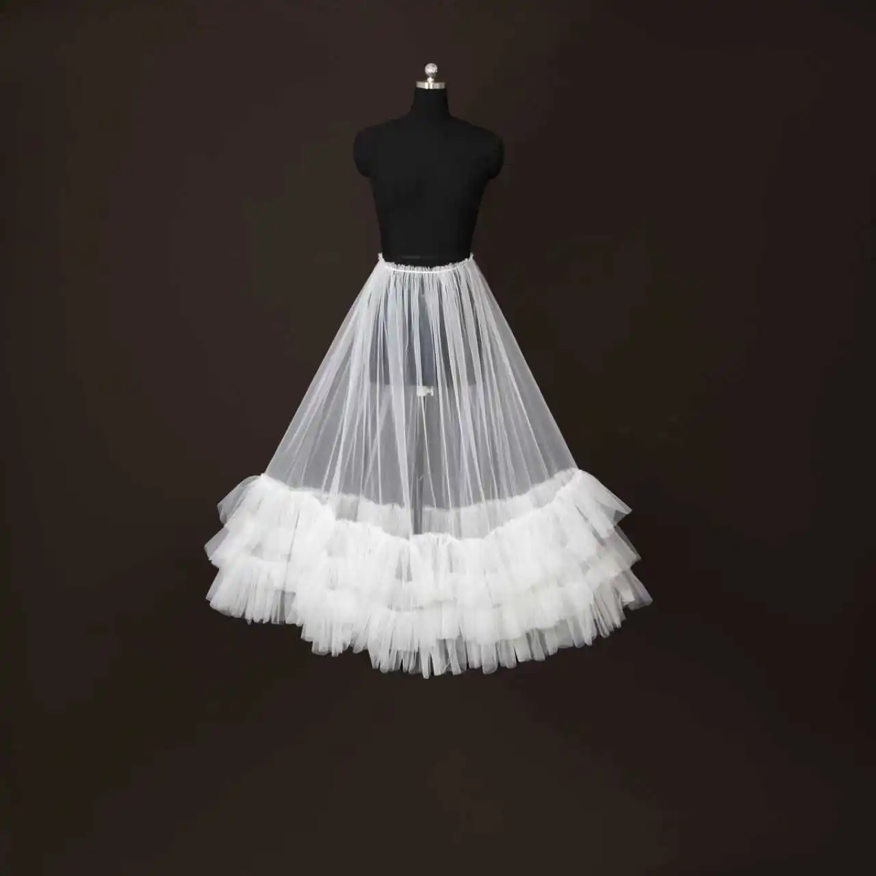 

Элегантная объемная тюлевая нижняя юбка - белая многослойная свадебная нижняя юбка для улучшения силуэта свадебного платья - один размер GT04