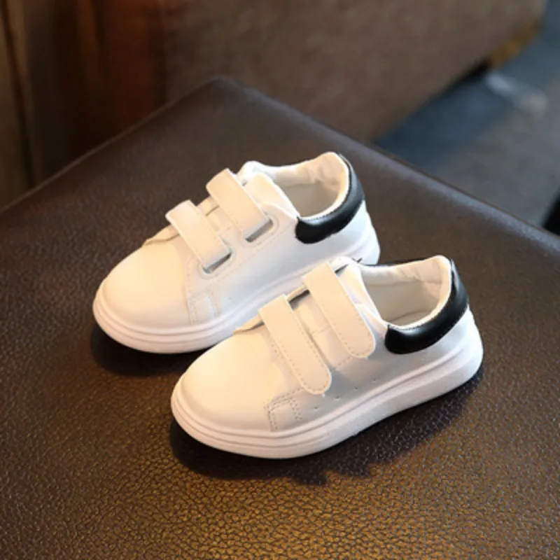 Children Casual Sneakers Shoes Kids White Skate Shoes All Match Fashion Classic Soft Boys Girls Sports Shoes Size 26-37 Hot