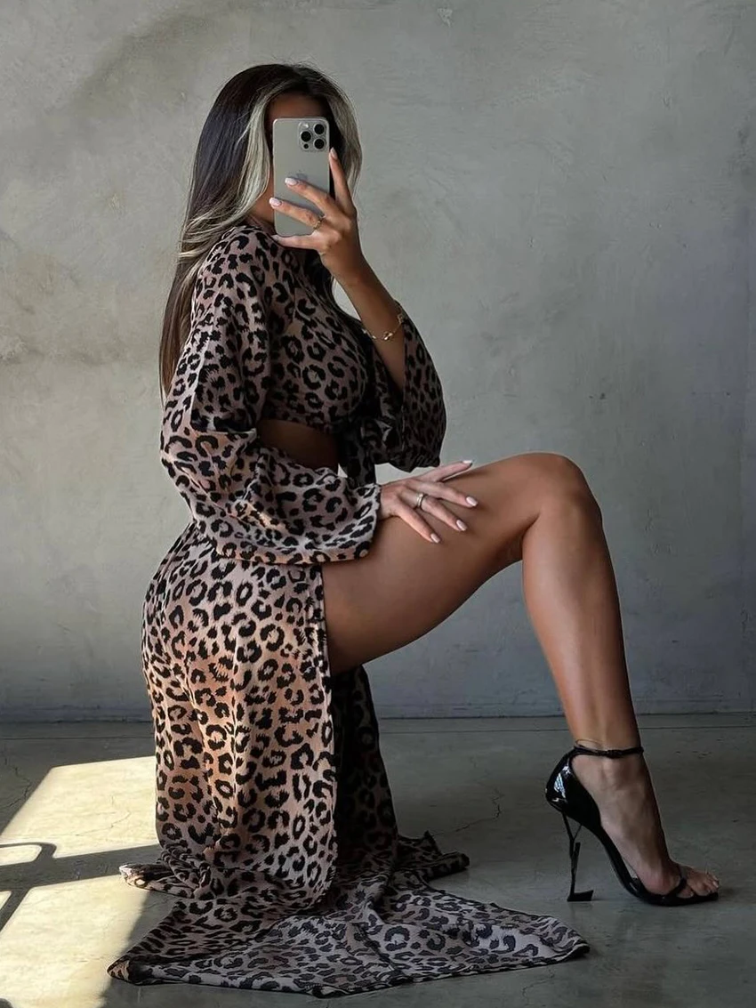 Marthaqiqi Leopard Print Ladies Pajamas Suit V-Neck Nightie Long Sleeve Nightwear Crop Top Sleepwear Pants Fashion Nightgown Set