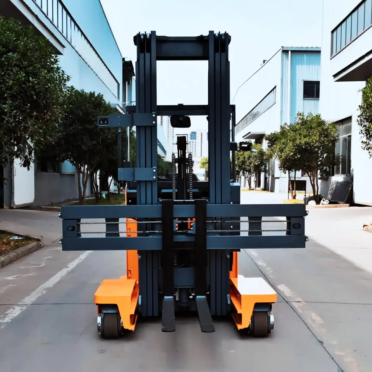 2.5 Ton Electric Multi Directional Forklift 4 Way Side Loader