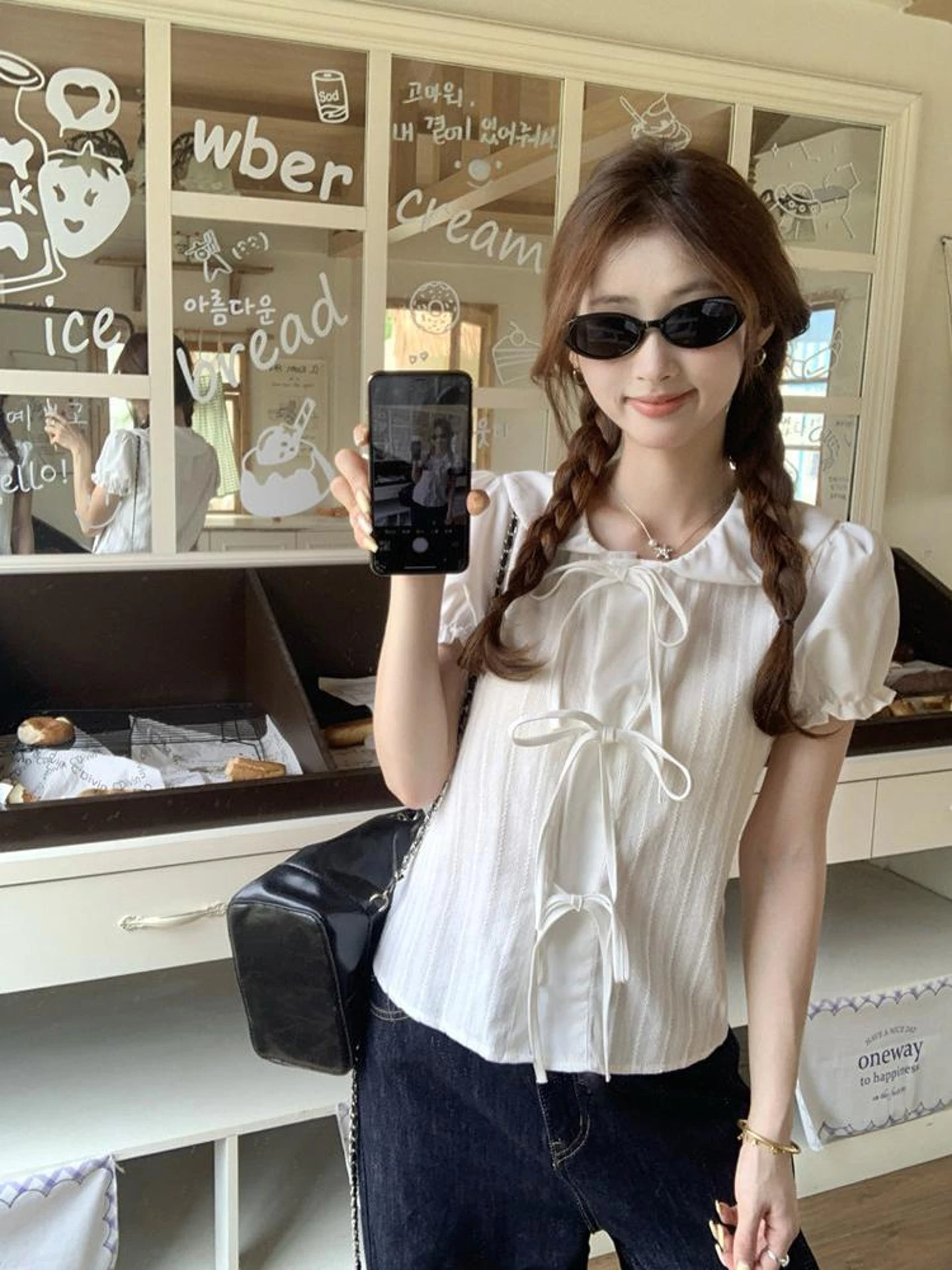 

Sweet Stylish Summer 2026 Women's White Bubble Sleeve Shirt Doll Collar Bow Knot Versatile Fashionable Slimming Straight Cut ...