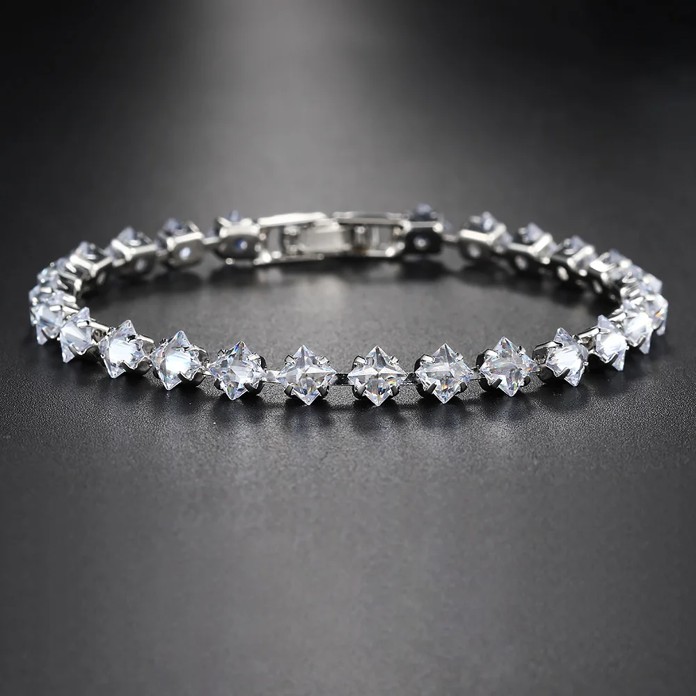 Shiny Charm Bracelet for Women Sparkling Square Zircon Hand Jewelry Silver Color Adjustable Tennis Chain Bangle Friend Gift H122