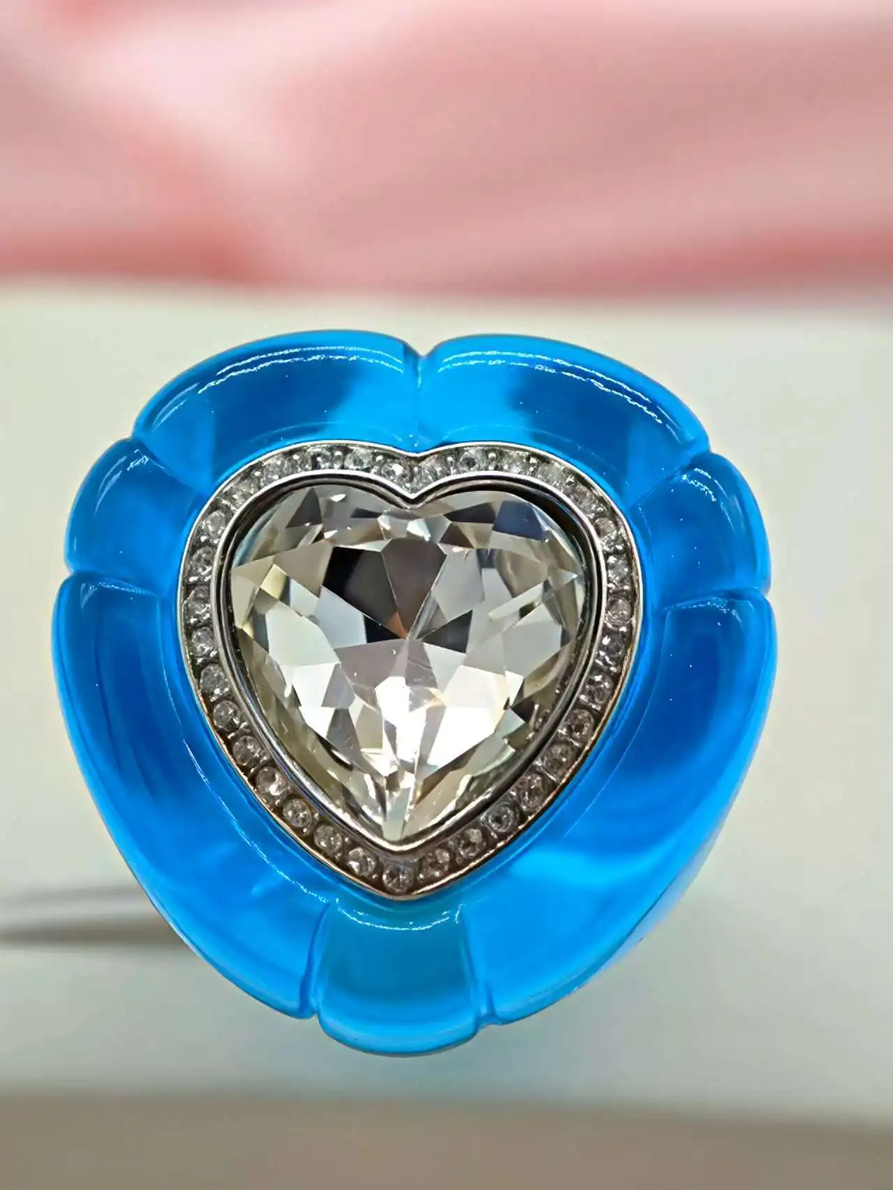 

"2025 Autumn Love Dopamine Candy Soft Crystal Ring"