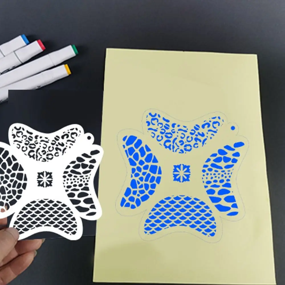 แม่พิมพ์สักลายชั่วคราวแบบพลาสติก 2 ชิ้น สำหรับเพ้นท์ตัว เพ้นท์หน้า ลายเพ้นท์ศิลปะบนใบหน้า