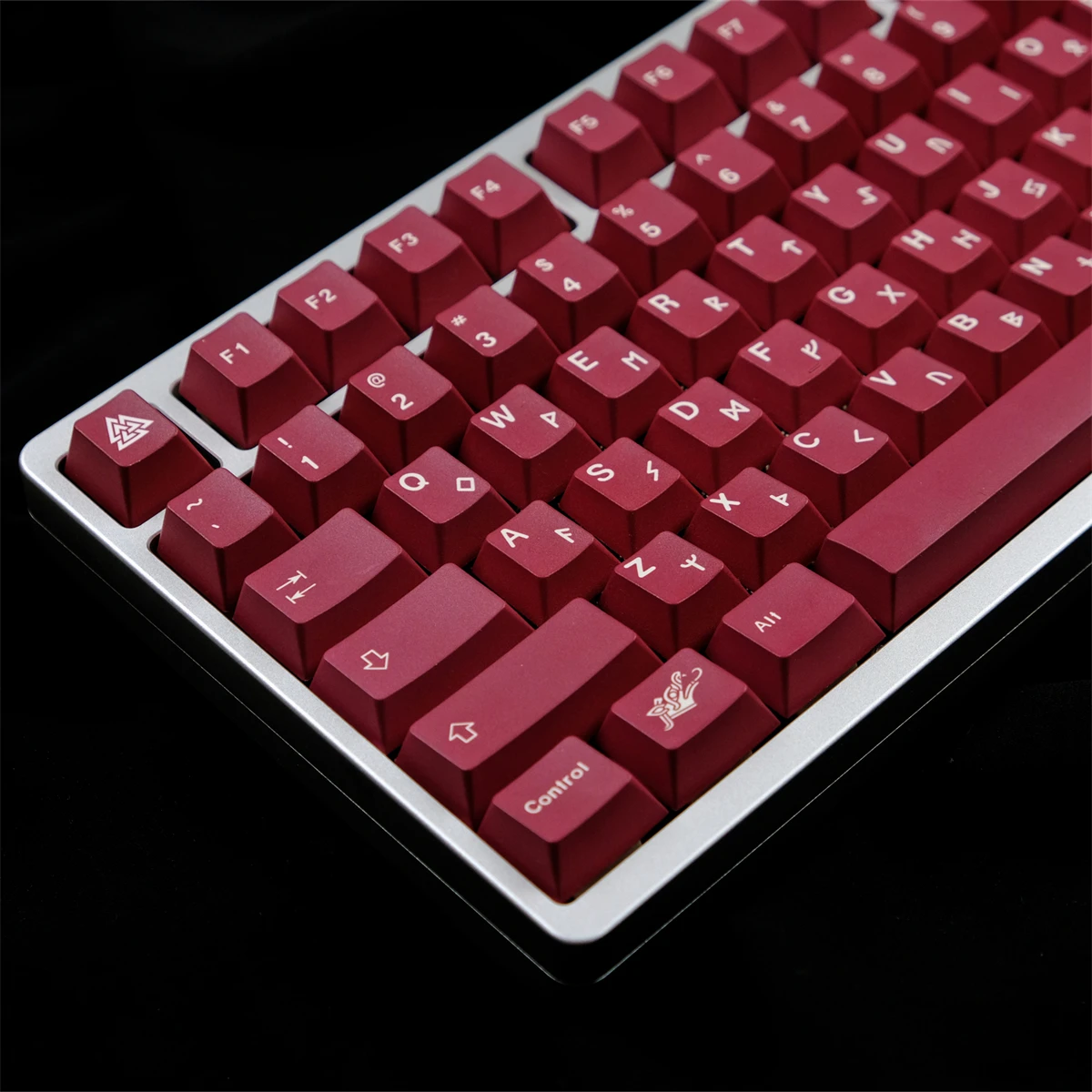 Imagem -02 - Keycap Vermelho Sangue Japonês Teclas de Teclado Mecânicas Pbt Sublimação de Tintura Perfil Cherry Interruptor mx Gk75 129 Chaves Novo