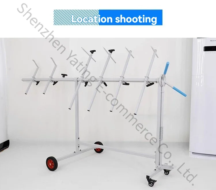 Specialized support racks and mobile tools for car bumpers and doors; turntables and suspension racks for bodywork and painting.