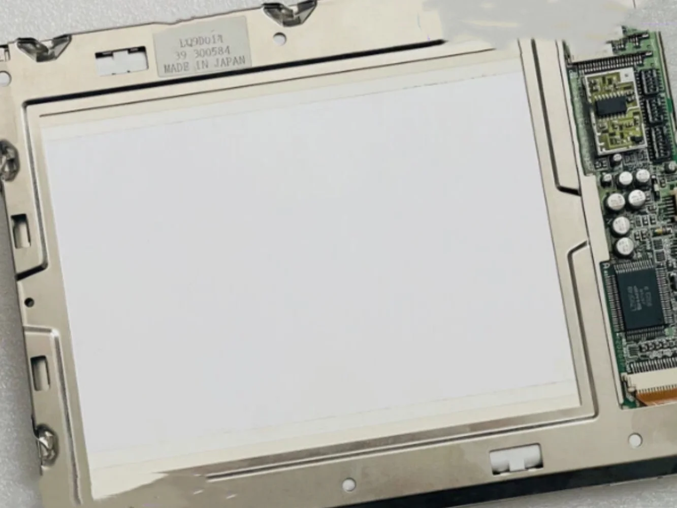 

LQ9D014 LCD screen display