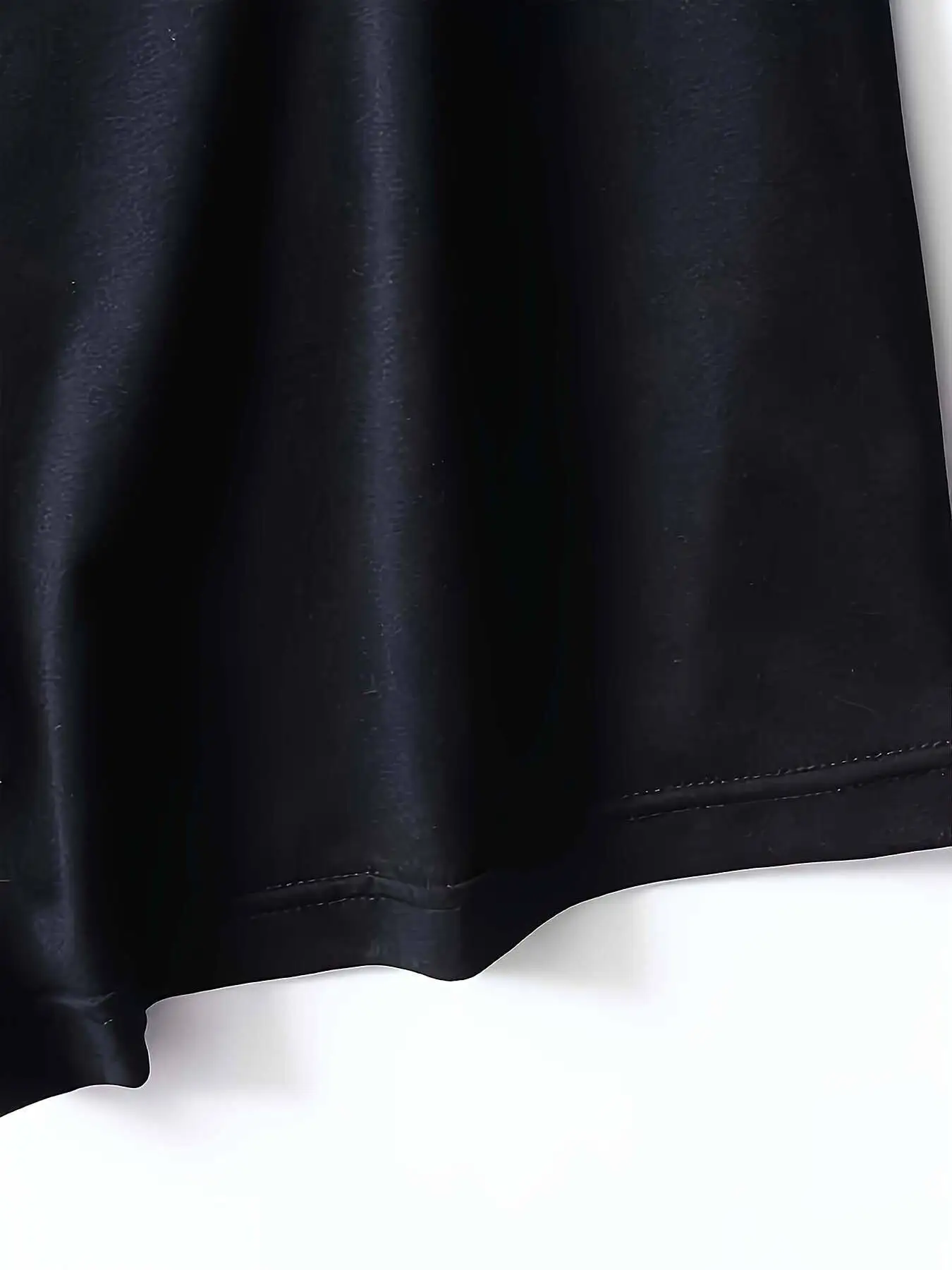 Haut décontracté à manches courtes pour femmes, imprimé Floral, col rond, coupe confortable, t-shirt graphique noir pour tenue décontractée