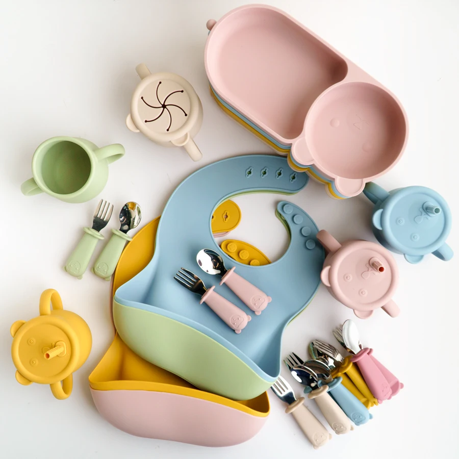 Mother Kids Baby Feeding Silicone Tableware Set Waterproof Sucker Plates Bowl Bib Cups BPA Free Baby Items With Free Shipping