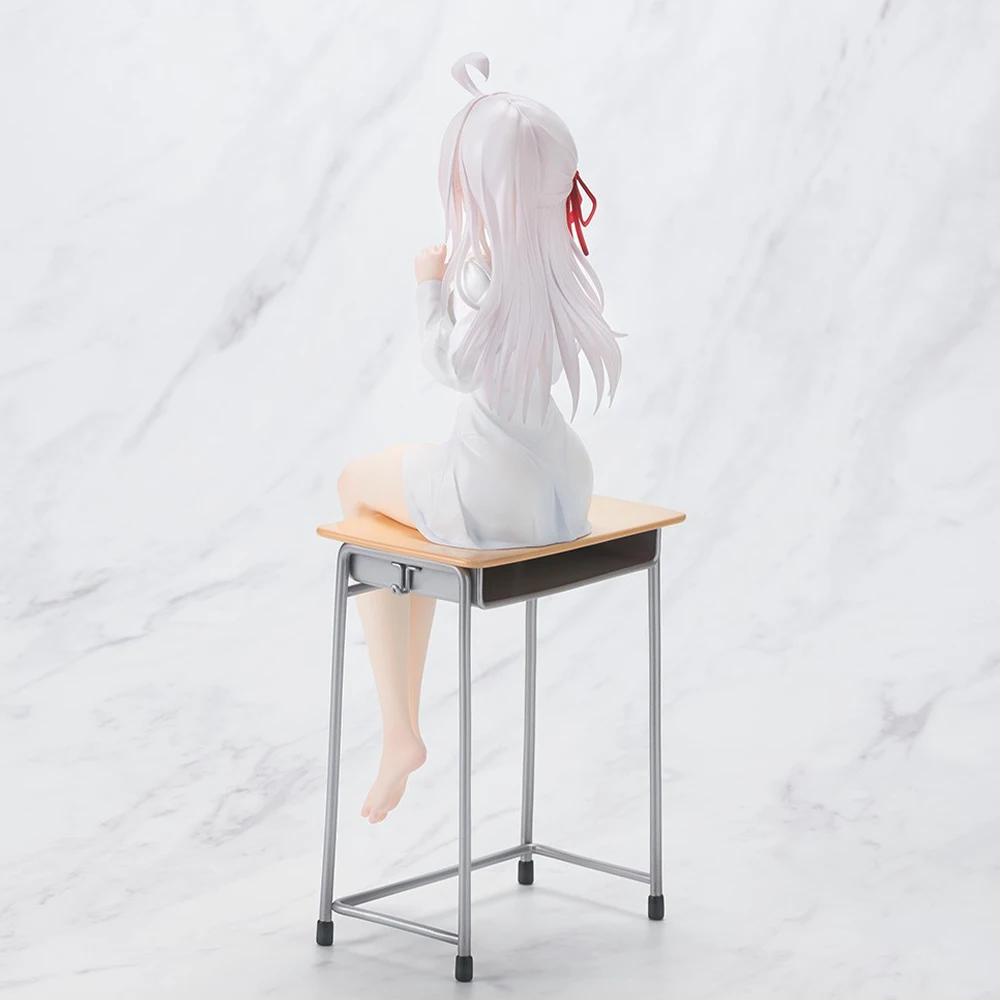 شخصية أنيمي إيلي زميل الدراسة شخصية الفتيات الخجولة اللطيفة أليسا ميخائيلوفا كوجو دمى أليسا ميخائيلوفا ألعاب قابلة للجمع