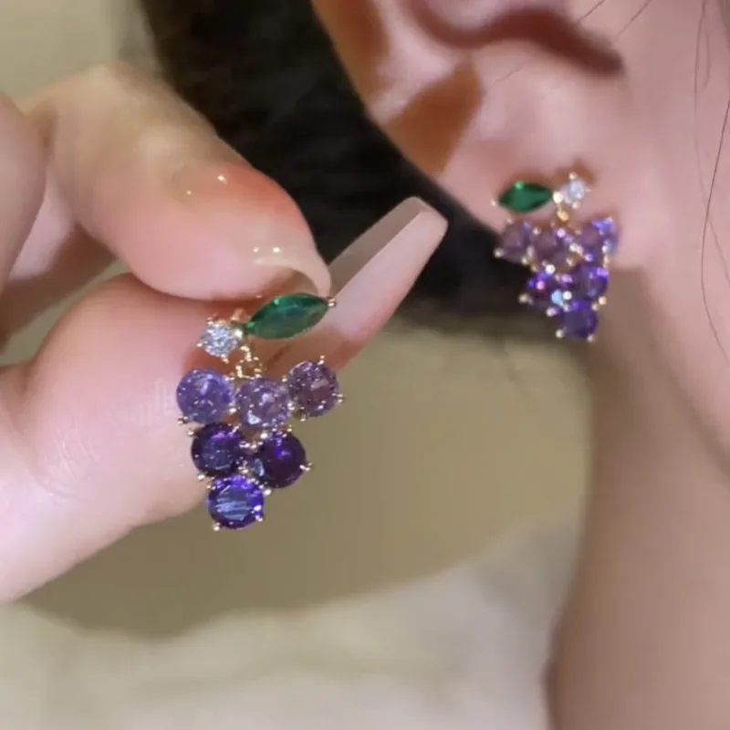 New Exquisite Purple Zircon Grape Stud Earrings for Women Cute and Fashionable Daily Accessories Party Jewelry Birthday Gifts