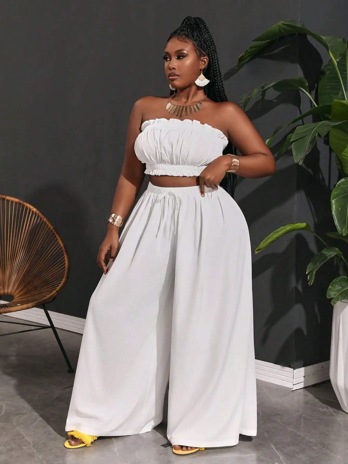 

Plus Size Ruched Tube Top And Elastic Waist Wide Leg Pants For Summer Casual Holiday Outfit